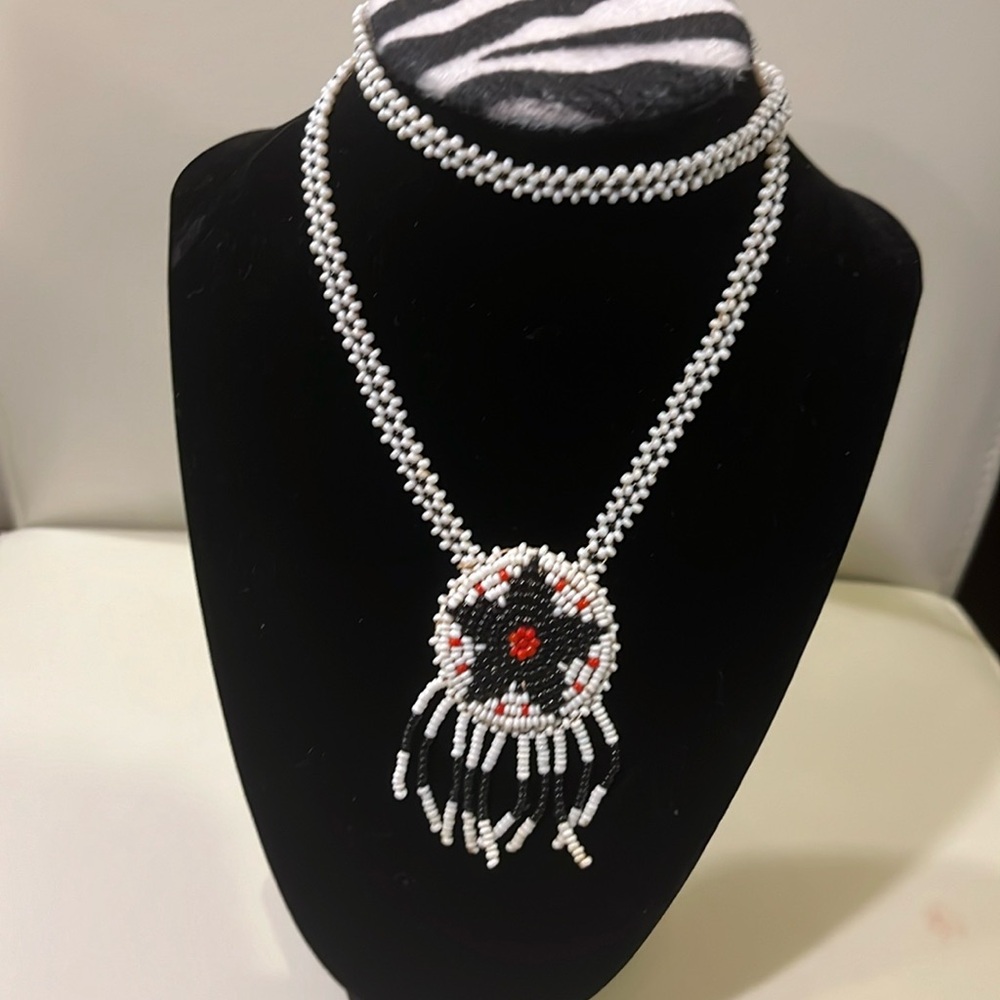 Beaded flower necklace